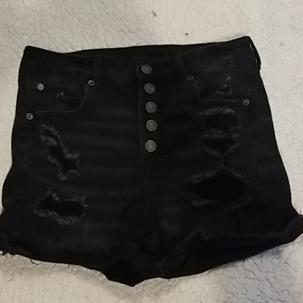 Distressed high waisted shorts